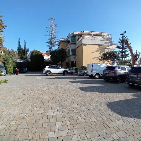 La Brezza سانريمو