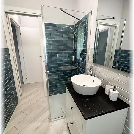 La Brezza Apartment *